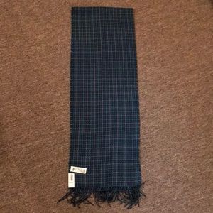 Old Navy Men’s Scarf *New w/ Tag*